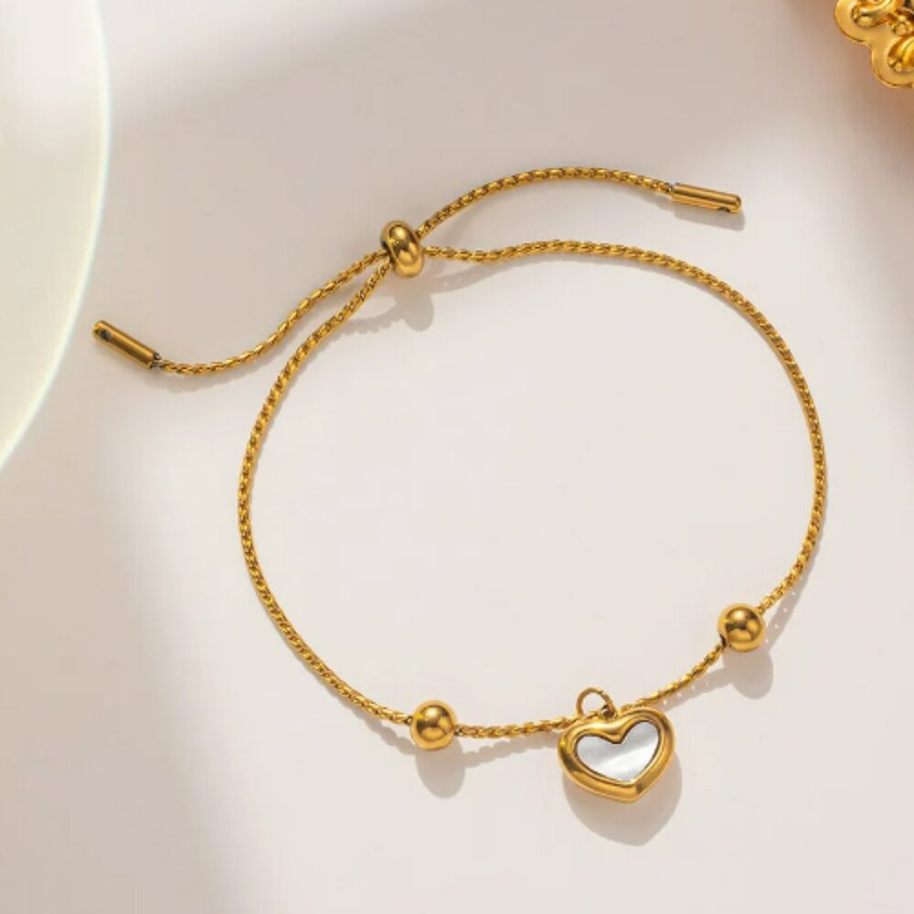 Natural Shell Pendant Bracelet Small Heart 18K‎ Plated Stainless Steel